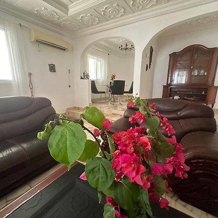Fhs Foundation House Bijilo Extérieur photo