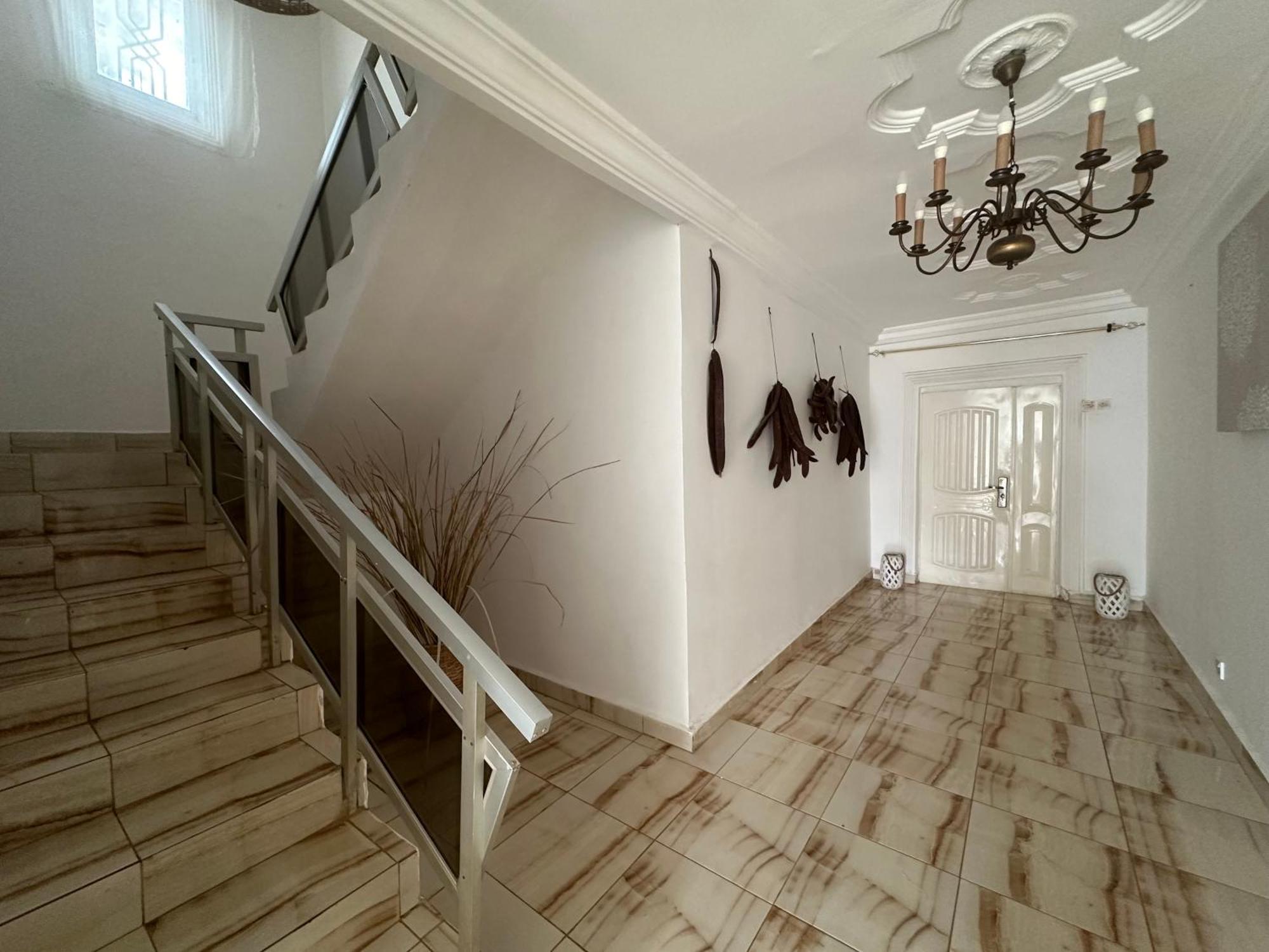 Fhs Foundation House Bijilo Extérieur photo