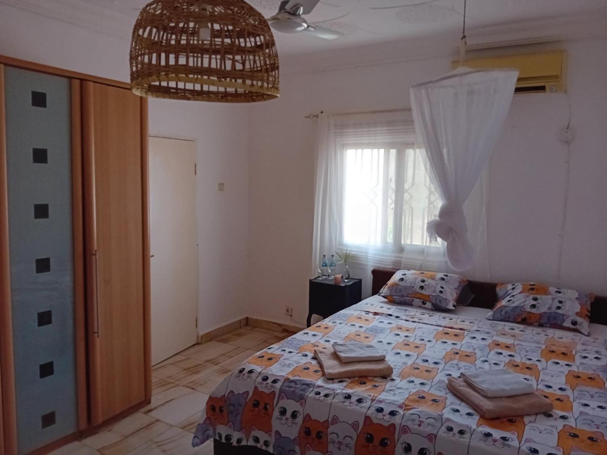 Fhs Foundation House Bijilo Extérieur photo